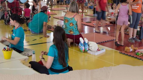 XII Feira de troca de brinquedos
