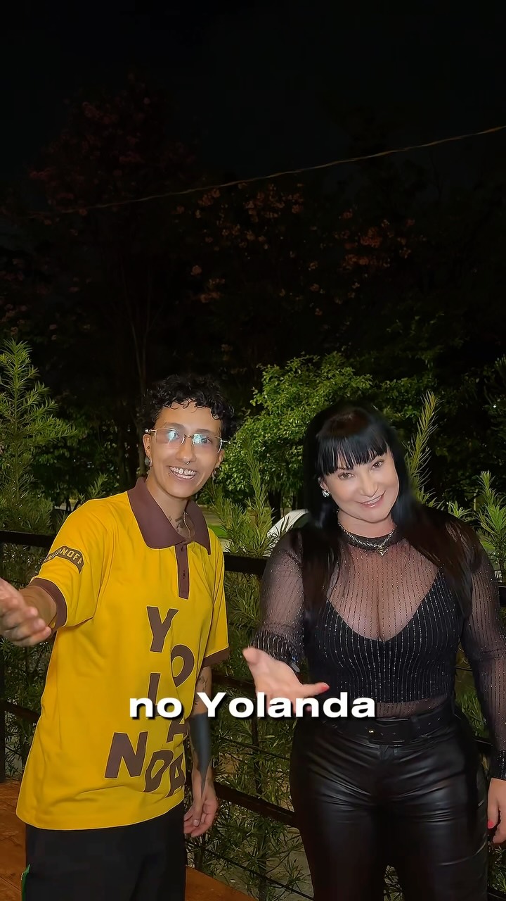 Noite com Ana Dark e Três Canto no Yolanda Club