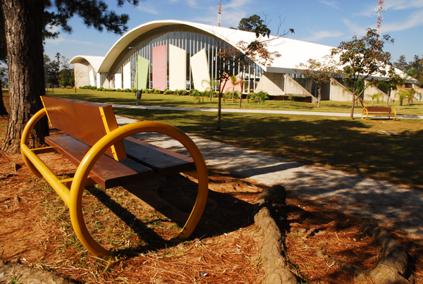 2011-05-25-biblioteca-municipal-de-sorocaba-ft-zaqueu-proenca-075-7