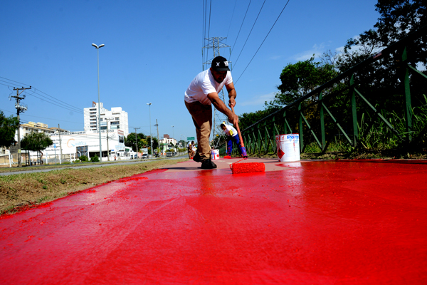 2016-09-13-avdr-americo-de-carvalho-pintura-de-ciclovia-ft-z-025