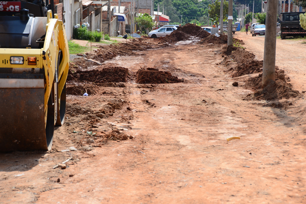 obras-asfalto-vitoria-ville-ft-assis-cavalcante078