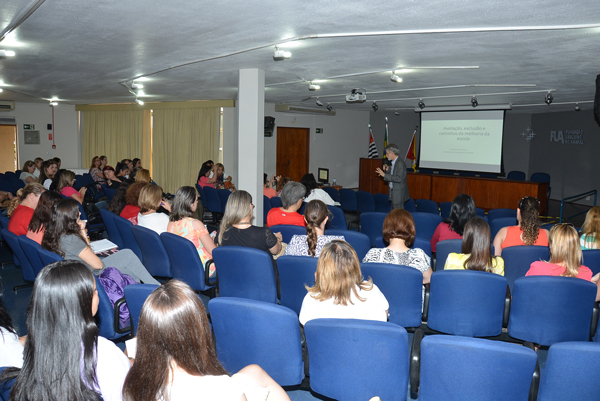primeiro-encontro-do-curso-indagaces-sobre-o-curriculo-ft-an-003