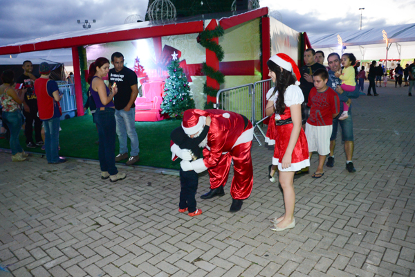 foto-alexandre-lombardi-20141214-abertura-feira-de-natal-8