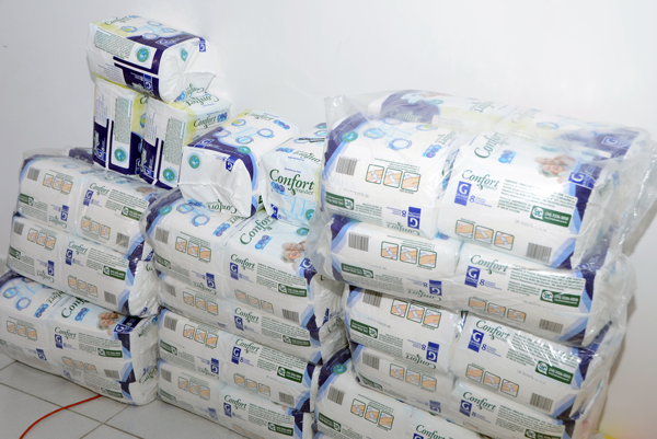 2015-11-18-distribuico-de-fraldas-ft-emerson-ferraz-4