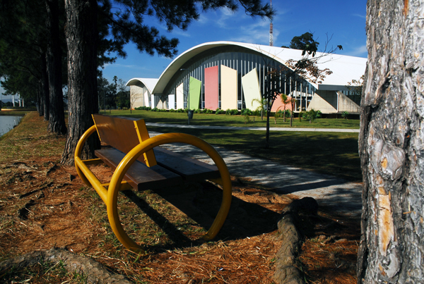 2011-05-25-biblioteca-municipal-de-sorocaba-ft-zaqueu-proenca-075-141