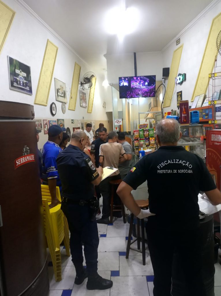 noticias.sorocaba.sp.gov.br-fiscalizacao-e-romu-flagram-bar-burlando-o-decreto-de-calamidade-publica-fiscalizacao-destaque-317f965c-f4c5-405c-a3e9-23836f10689a-766x1024