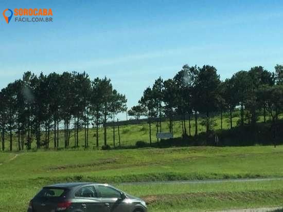 Industrial em Jd. Altos do Itavuvu, Sorocaba - Área em frente a Toyota Sorocaba