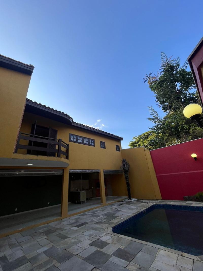 Casa em JARDIM ISAURA, SOROCABA - "Ampla Residência com 6 Dormitórios no Condomínio Residencial Isaura" - Foto 2