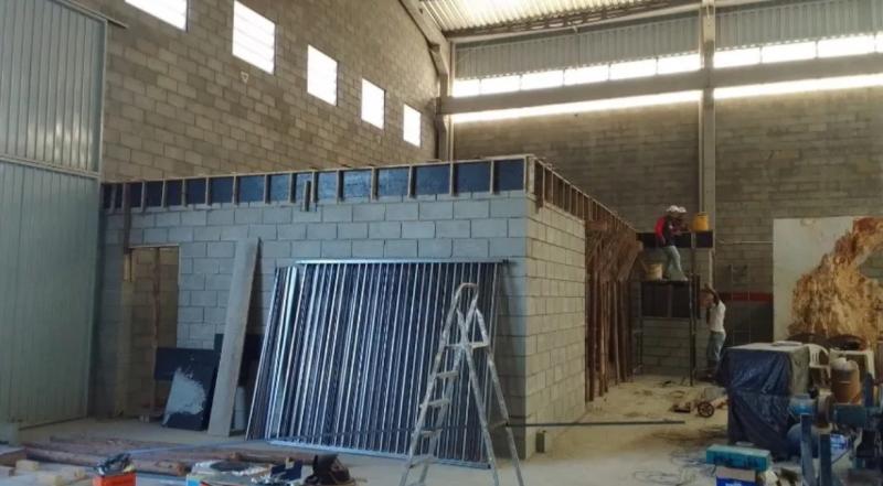 galpao em Eden, Sorocaba - BARRACÃO / GALPÃO PARA ESTOCAGEM DE MATERIAIS NA ZONA INDÚSTRIAL DE SOROCABA. - Foto 3
