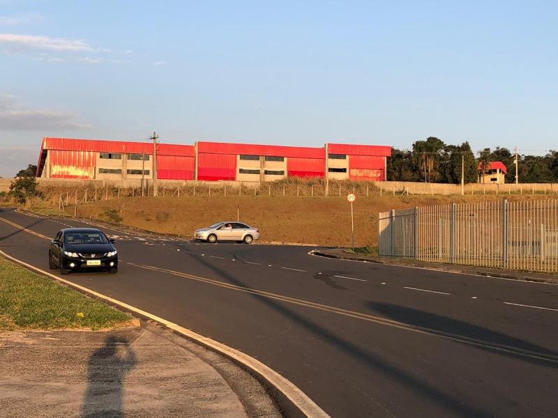galpao em CAJURU DO SUL, SOROCABA - Galpão com área construída de 5.000 m² e terreno de 14.300 m² , todo murado. - Foto 1
