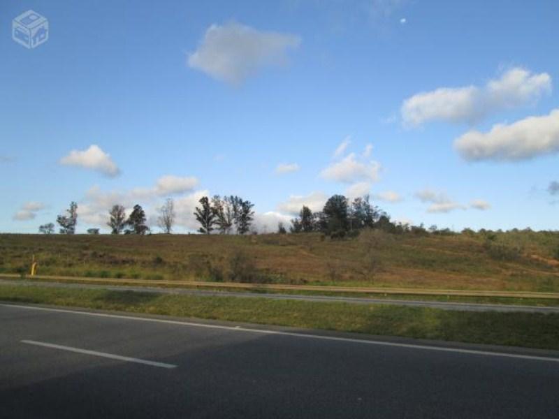 Area em APARECIDINHA, SOROCABA - Excelente área em Sorocaba para investidores