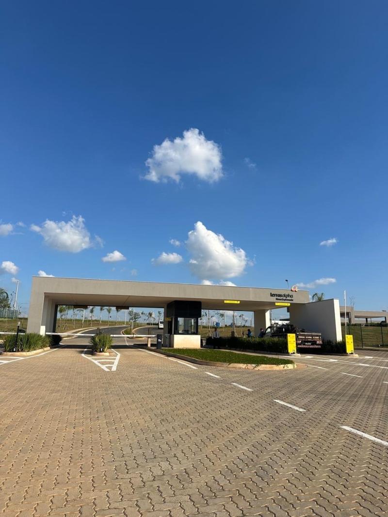 Terreno em Terras Alpha, VOTORANTIM - Terreno de 300m² no Condomínio Terras Alpha Nova Esplanada -Votorantim/SP.