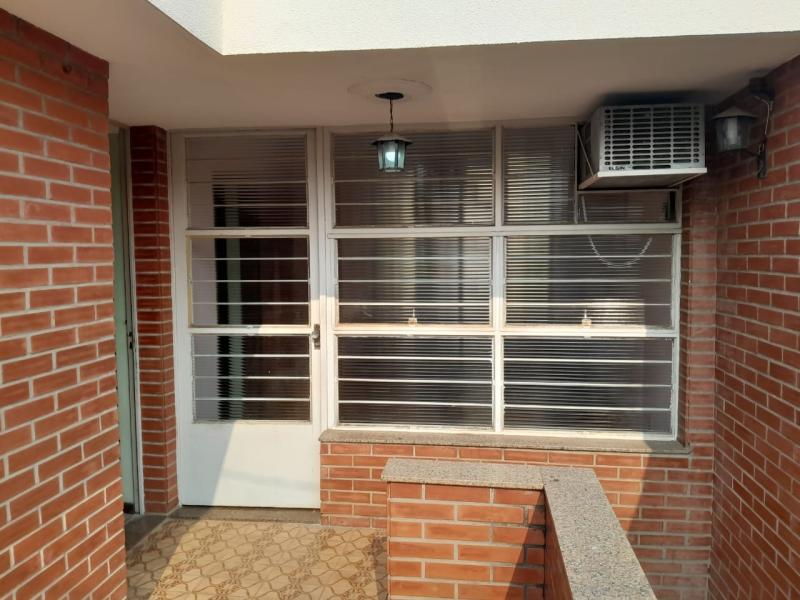 Casa em VILA AUGUSTA, SOROCABA - Encantadora Casa em Santa Teresina - Sorocaba/SP - Foto 2