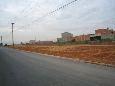 Ótimo lote comercial à venda, pronto para construir