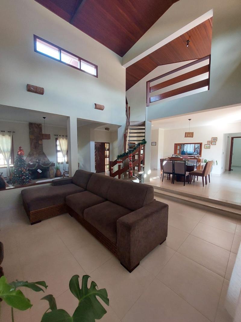 Casa em VIVENDAS DO LAGO, SOROCABA - Casa 4 dorm escritório lareira sala de jogos de Esquina com 438m² Cond Vivendas do Lago - Foto 3