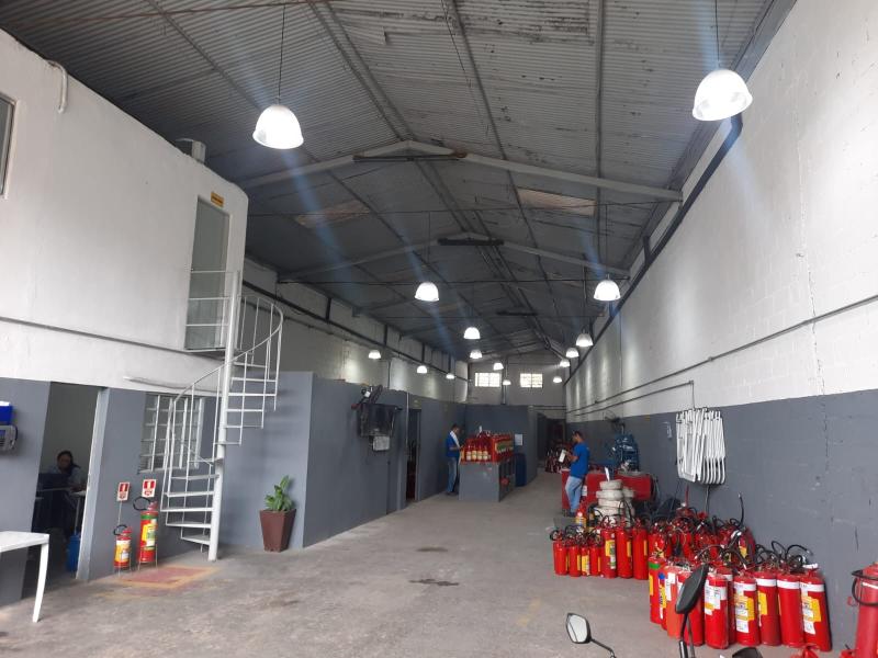 Comercial em JARDIM ANA CLAUDIA, VOTORANTIM - OPORTUNIDADE LINDO GALPÃO NOVO DE 450M²!!!