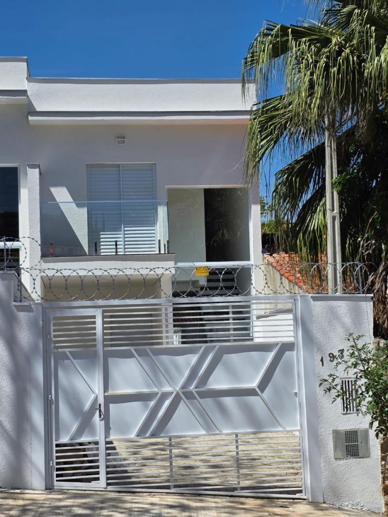 Casa em JARDIM SÃO CARLOS, SOROCABA - Imperdível oportunidade! Casa à venda em Sorocaba-SP, Jardim São Carlos. 3 quartos, 3 suítes, 2 salas, 3 banheiros, 3 vagas. 123m². Aproveite! - Foto 1