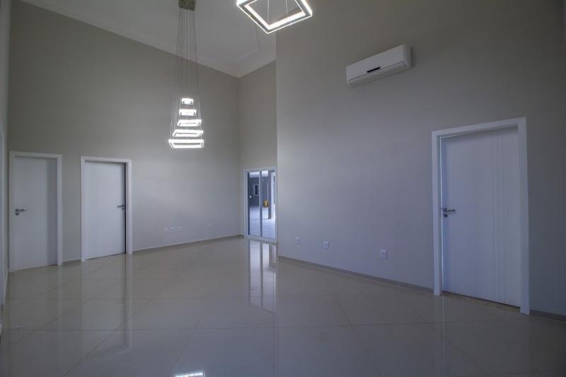 Casa em PARQUE RESIDENCIAL VILLA DOS INGLEZES, SOROCABA - Casa 3 Suítes Condomínio Villa dos Ingleses- Sorocaba/ SP Locação R$9.000,00 - Foto 2