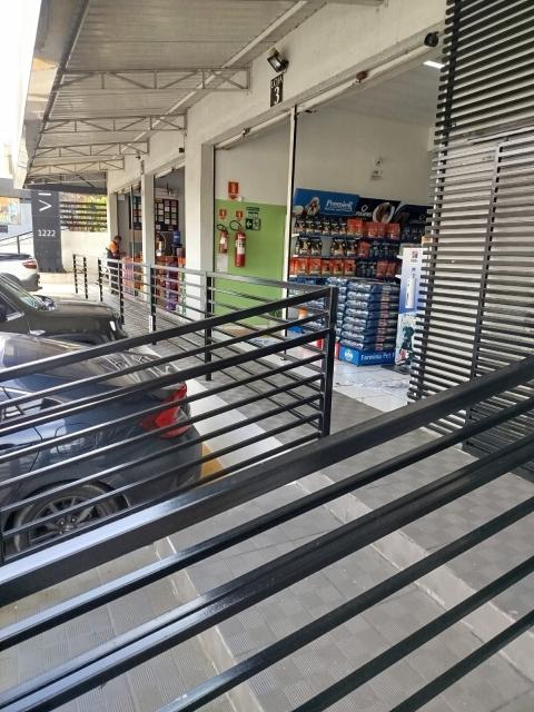 Condomínio Alphaville Nova Esplanada 3 - Sobrado com 5 Suítes e Lazer Completo
