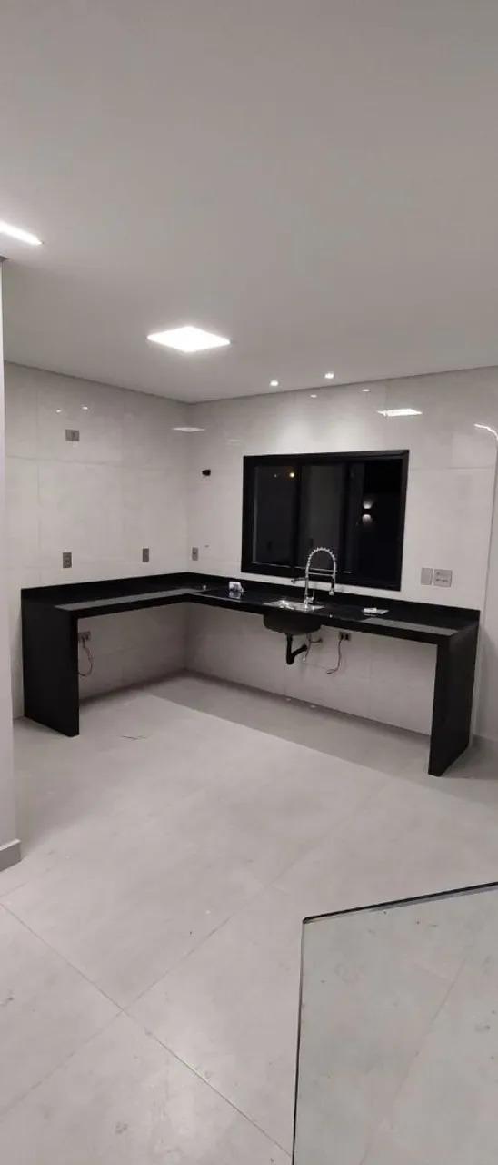 Casa em HORTO FLORESTAL, SOROCABA - Residência à venda em localização privilegiada na cidade de Cidade] no bairro Bairro], com acabamentos de luxo e ampla área de lazer - Foto 2