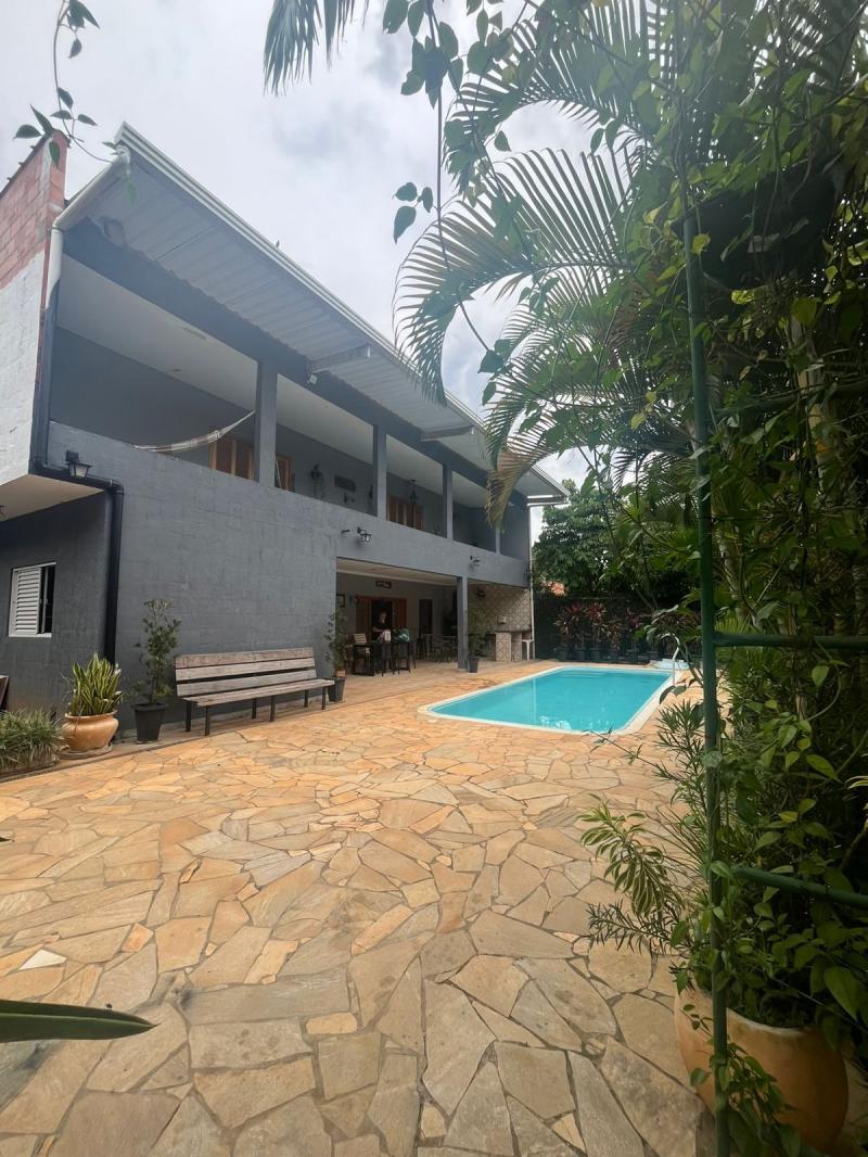 Chácara em Cercado, Araçoiaba da Serra - Chácara com Casa Ampla, Piscina e Lazer Completo