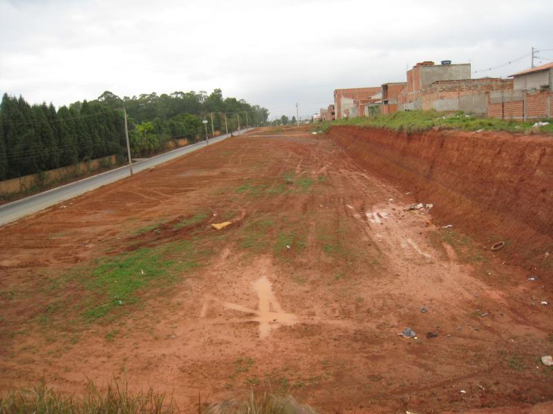 Terreno em ÉDEN, SOROCABA - Ótimo lote comercial à venda, pronto para construir - Foto 1