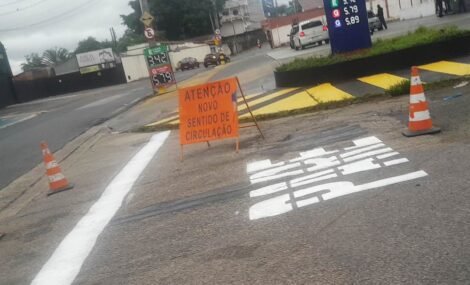 Semob implanta mão única de trânsito em rua na Vila Guimarães