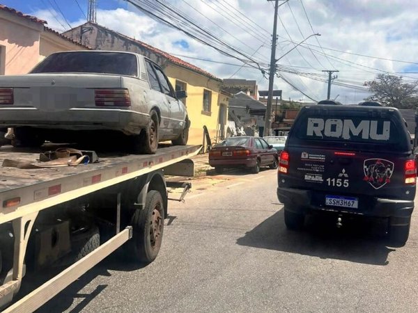 Veículo furtado é localizado pela GCM durante patrulhamento preventivo no bairro Barcelona