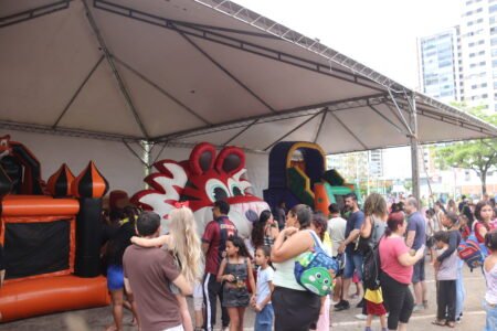 Festa do Dia das Crianças reúne cerca de 13 mil pessoas no Paço Municipal