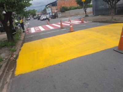 Semob implanta mão única de trânsito em rua no Jardim Novo Horizonte