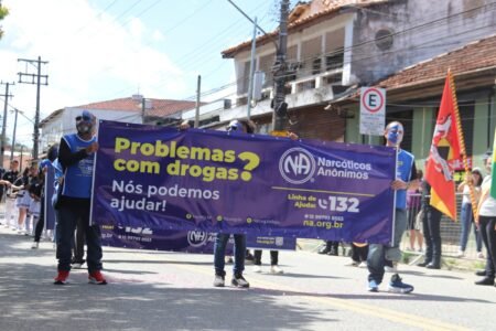Desfile de Brigadeiro Tobias reúne público de 1,5 mil pessoas neste domingo (18)