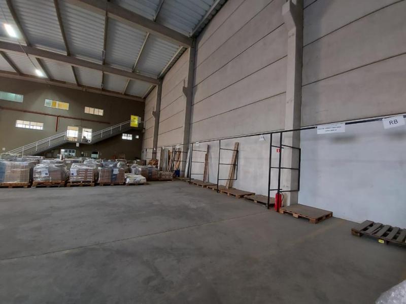 Comercial em IPORANGA, SOROCABA - LOCAÇÃO Galpão Empresarial - Foto 3