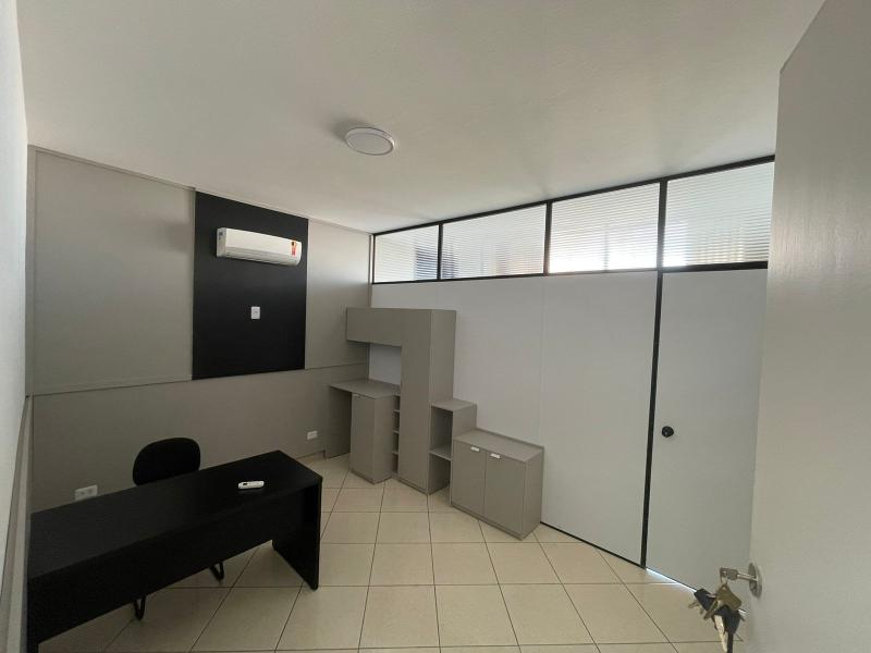Comercial em CENTRO, SOROCABA - Oásis Urbano: Sala Planejada no Prédio Ceesp no Coração de Sorocaba