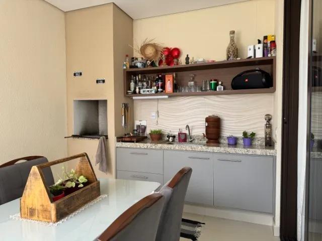 Casa em JARDIM TERRAS DE SÃO FRANCISCO, SOROCABA - Lindo Sobrado à Venda em Condomínio Fechado em Sorocaba - 3 Suítes, Espaço Gourmet e Energia Solar - Foto 3