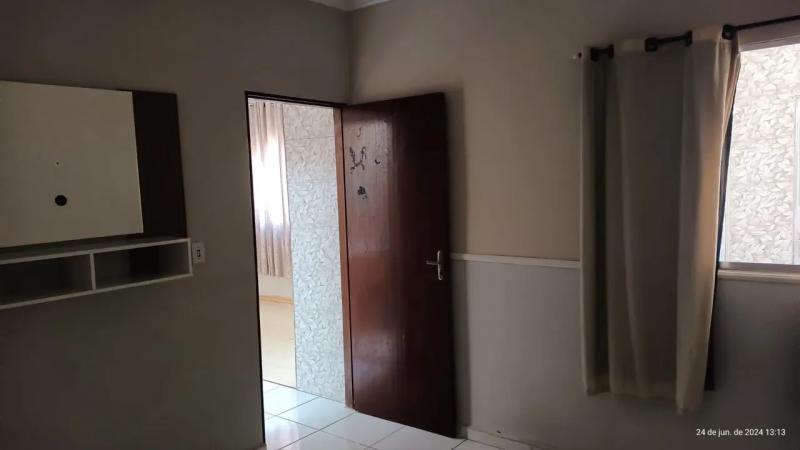 Casa em APARECIDINHA, SOROCABA - Apartamento à venda em Sorocaba-SP, bairro Aparecidinha: 2 quartos, 1 banheiro, 1 vaga, 50m². Venha conferir! - Foto 3