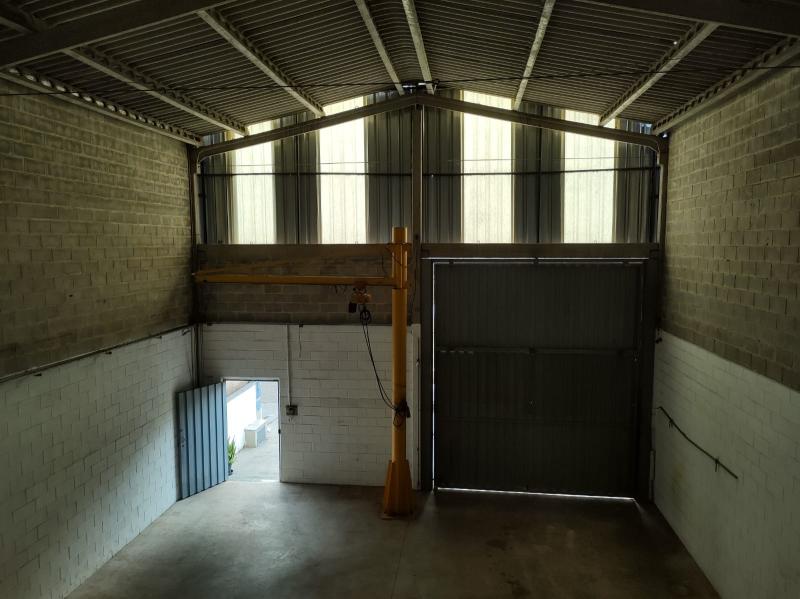 Comercial em JARDIM CAROLINA, SOROCABA - Galpão para Alugar no Jd. Carolina Éden, Sorocaba - 300m² de Terreno e 320m² de Área Construída - Foto 3
